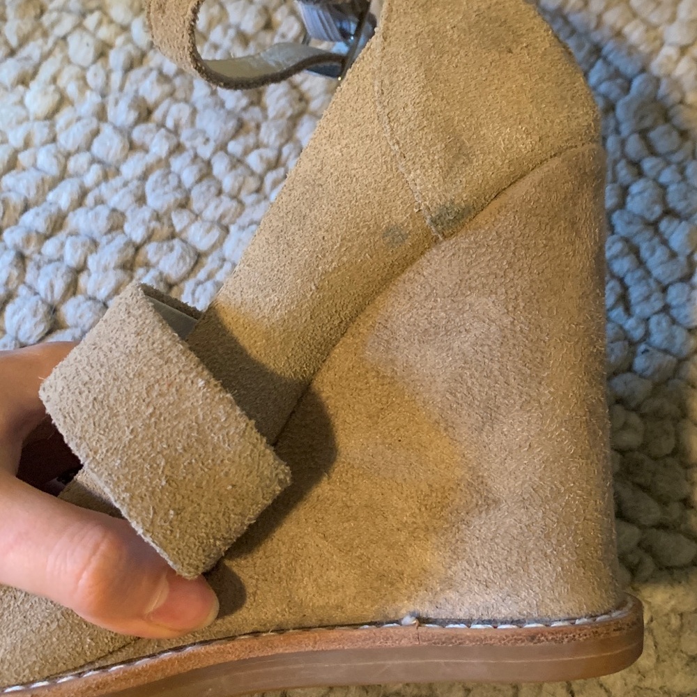 Jeffrey Campbell Wedge Heels - Picture 3 of 6